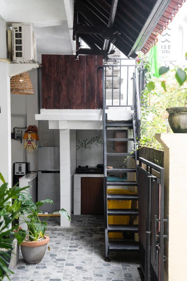 Sunrise Surf Guest House Canggu Екстериор снимка